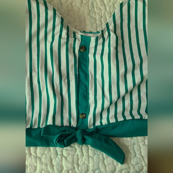 Coco Reef Swimsuit - Picture 4 of 4